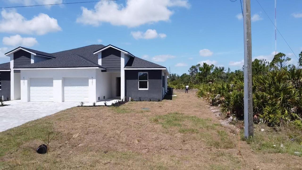9301 AGATE ST, PORT CHARLOTTE, FL, 33981