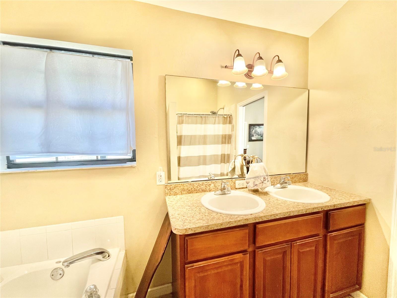 25764 SW 20TH AVE, NEWBERRY, FL, 32669