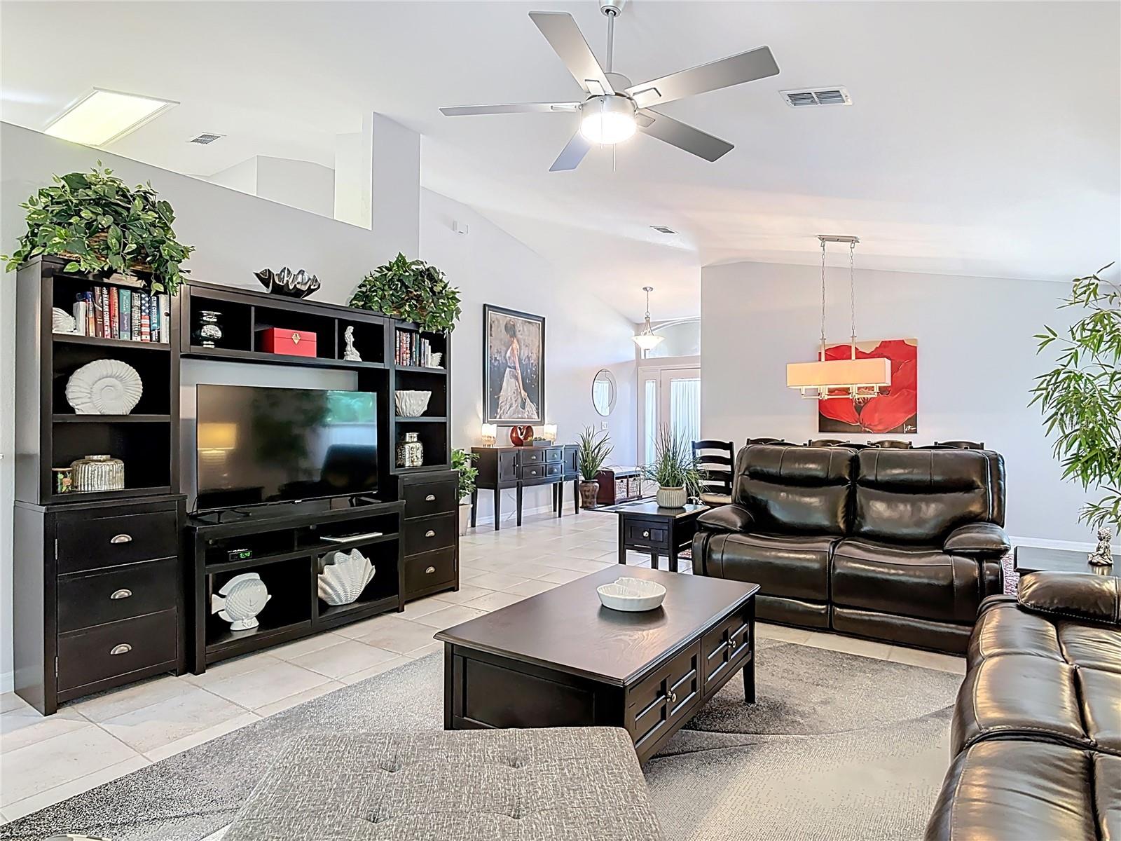 1077 CRYSTAL CREEK DR, PORT ORANGE, FL, 32128