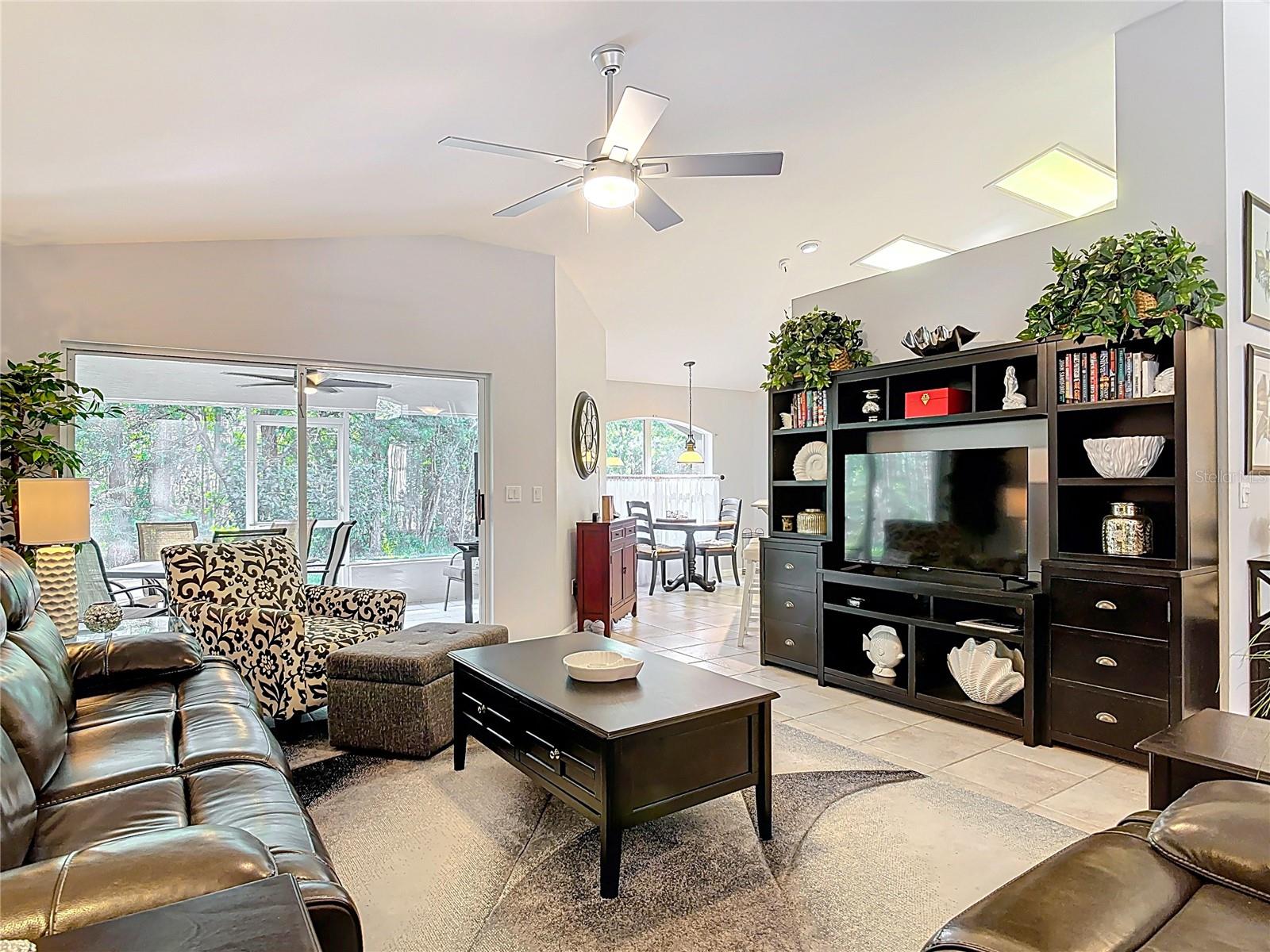 1077 CRYSTAL CREEK DR, PORT ORANGE, FL, 32128