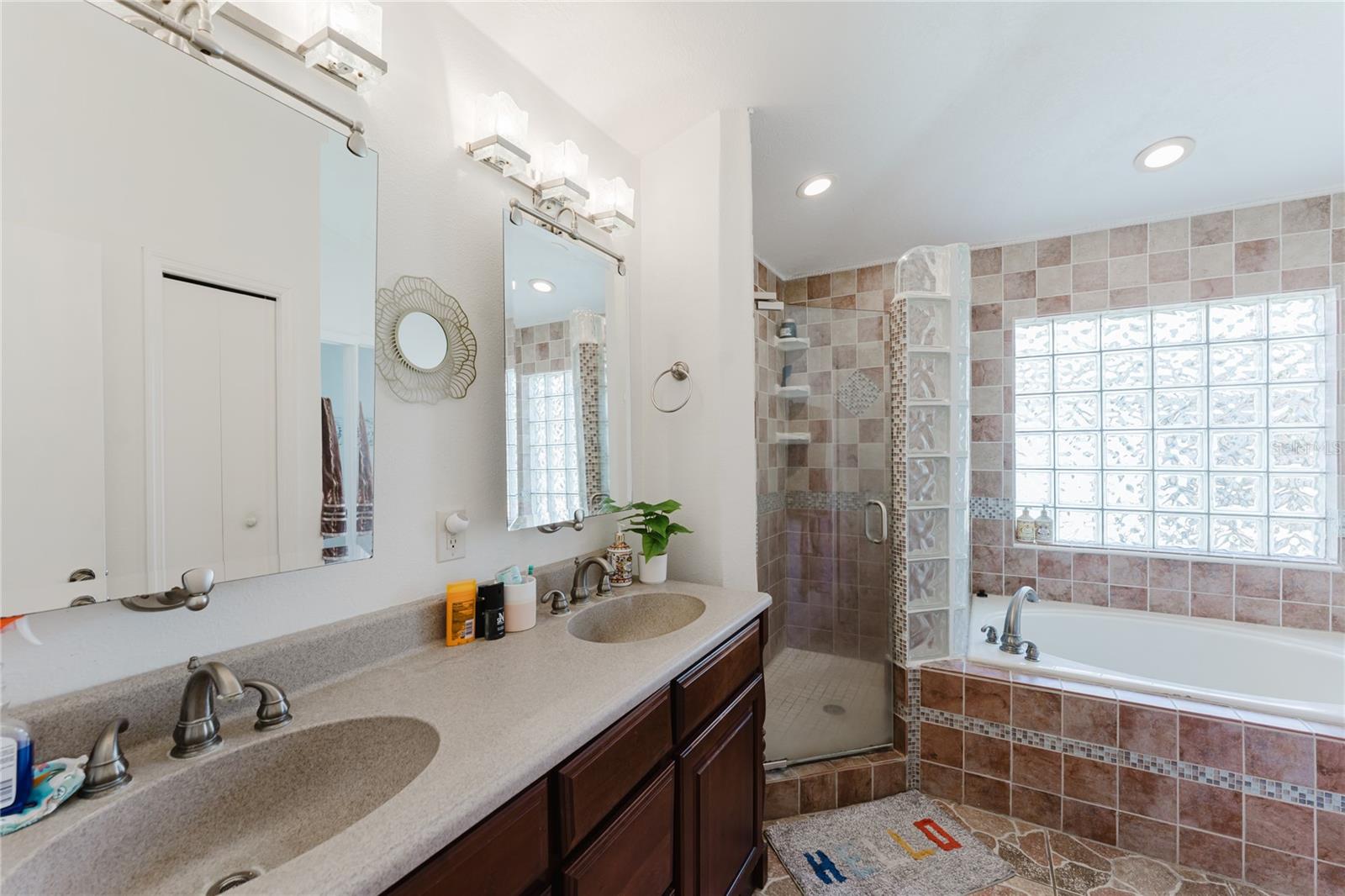 8859 FORT JEFFERSON BLVD, ORLANDO, FL, 32822