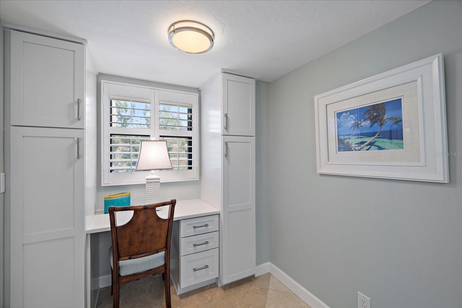 8735 MIDNIGHT PASS RD #306B, SARASOTA, FL, 34242