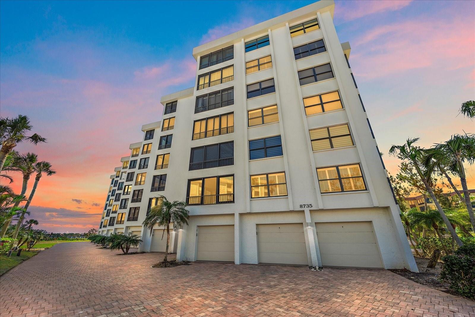 8735 MIDNIGHT PASS RD #306B, SARASOTA, FL, 34242