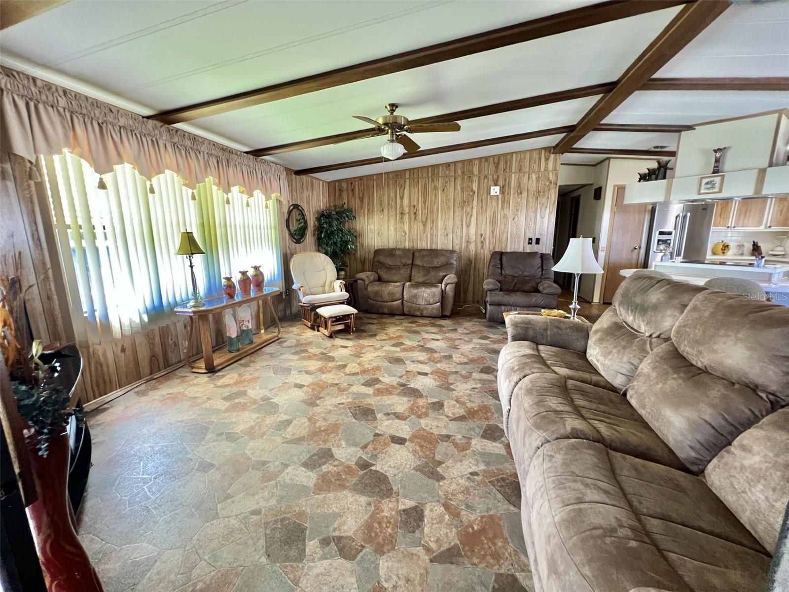 141 HIBISCUS WAY, LEESBURG, FL, 34748