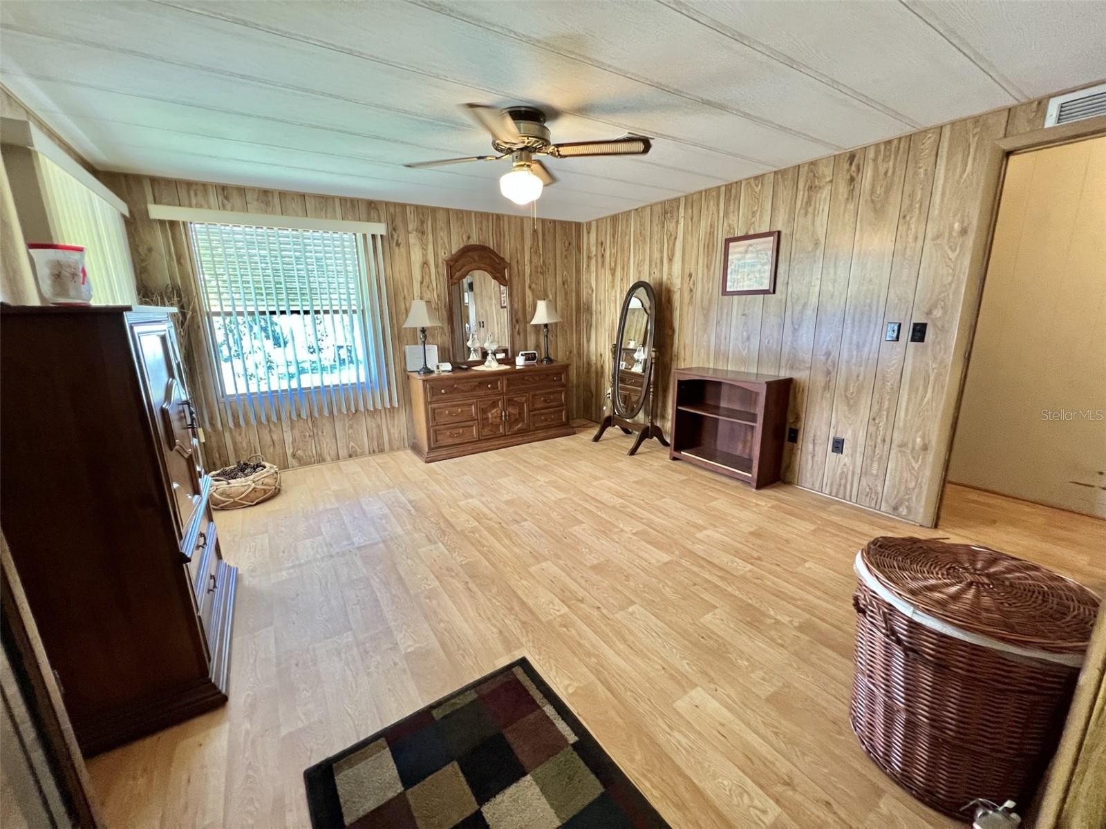 141 HIBISCUS WAY, LEESBURG, FL, 34748