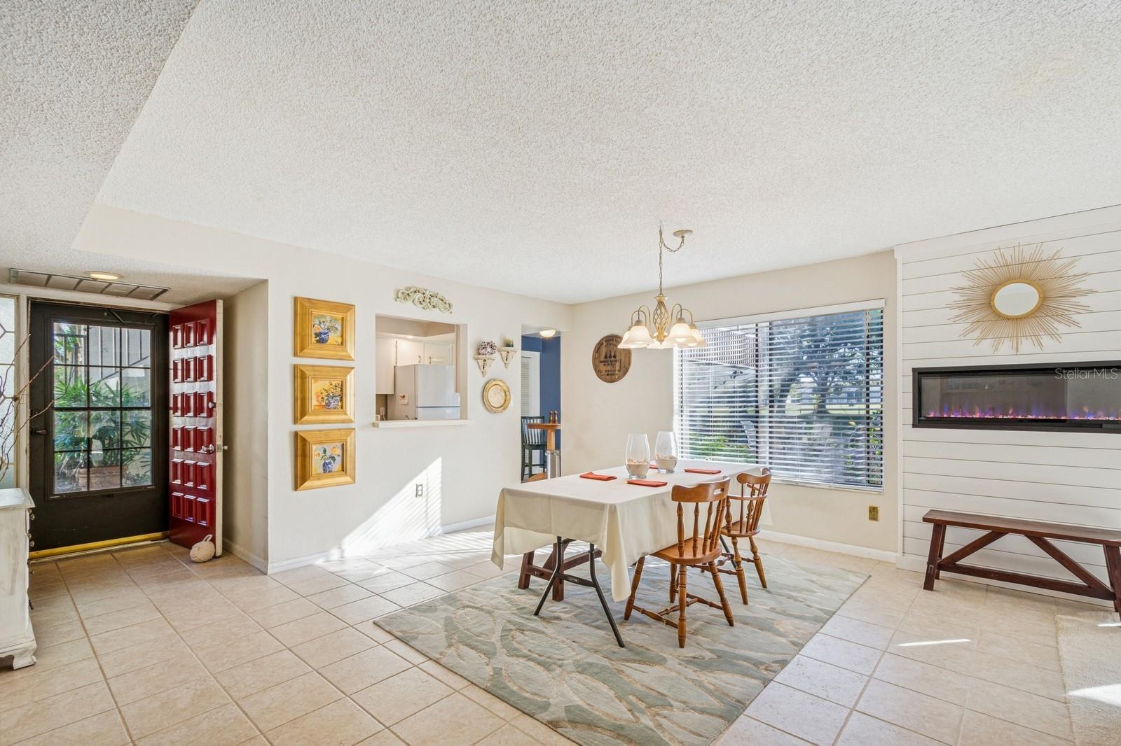 700 STARKEY RD #411, LARGO, FL, 33771