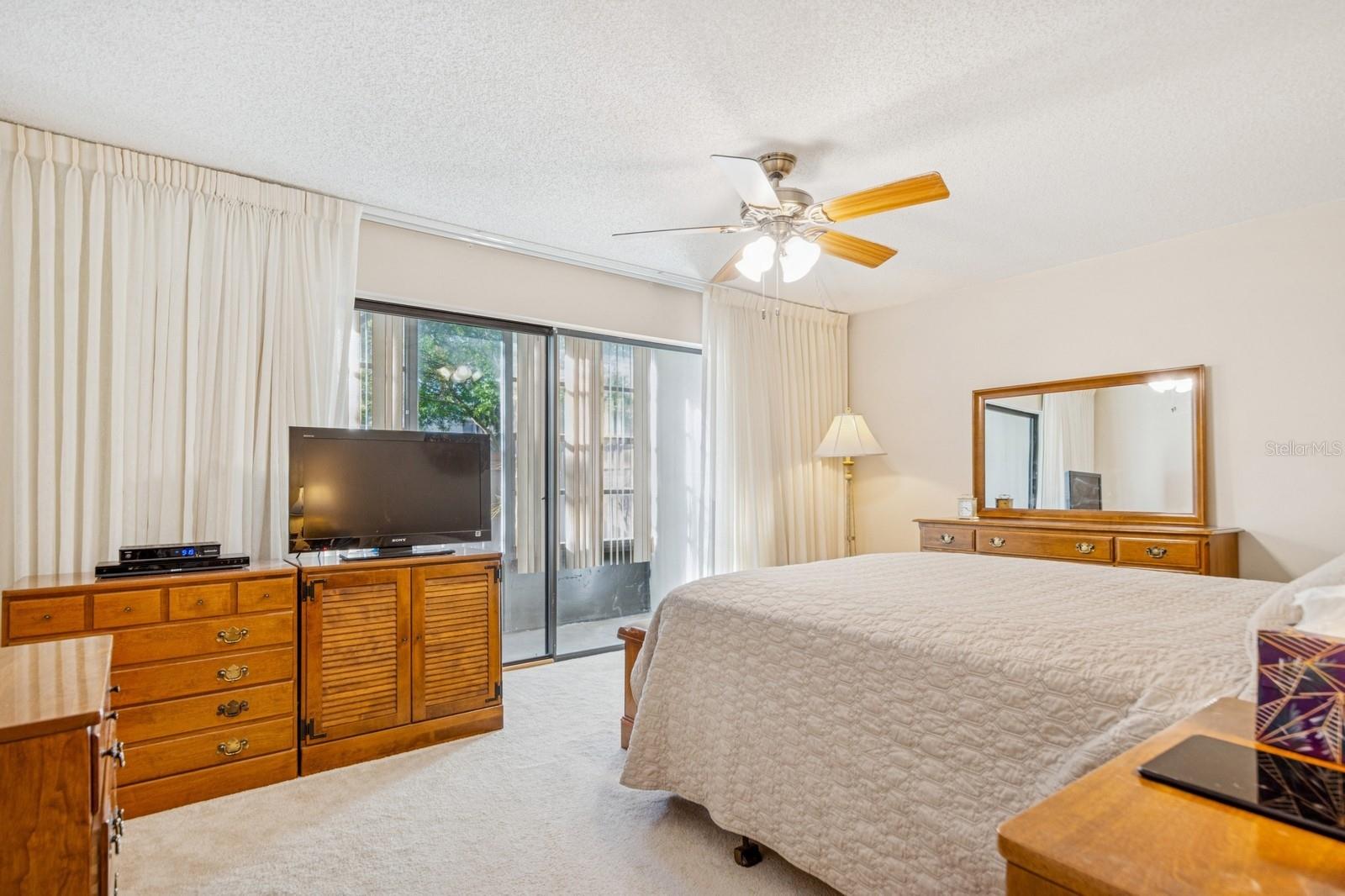 700 STARKEY RD #411, LARGO, FL, 33771