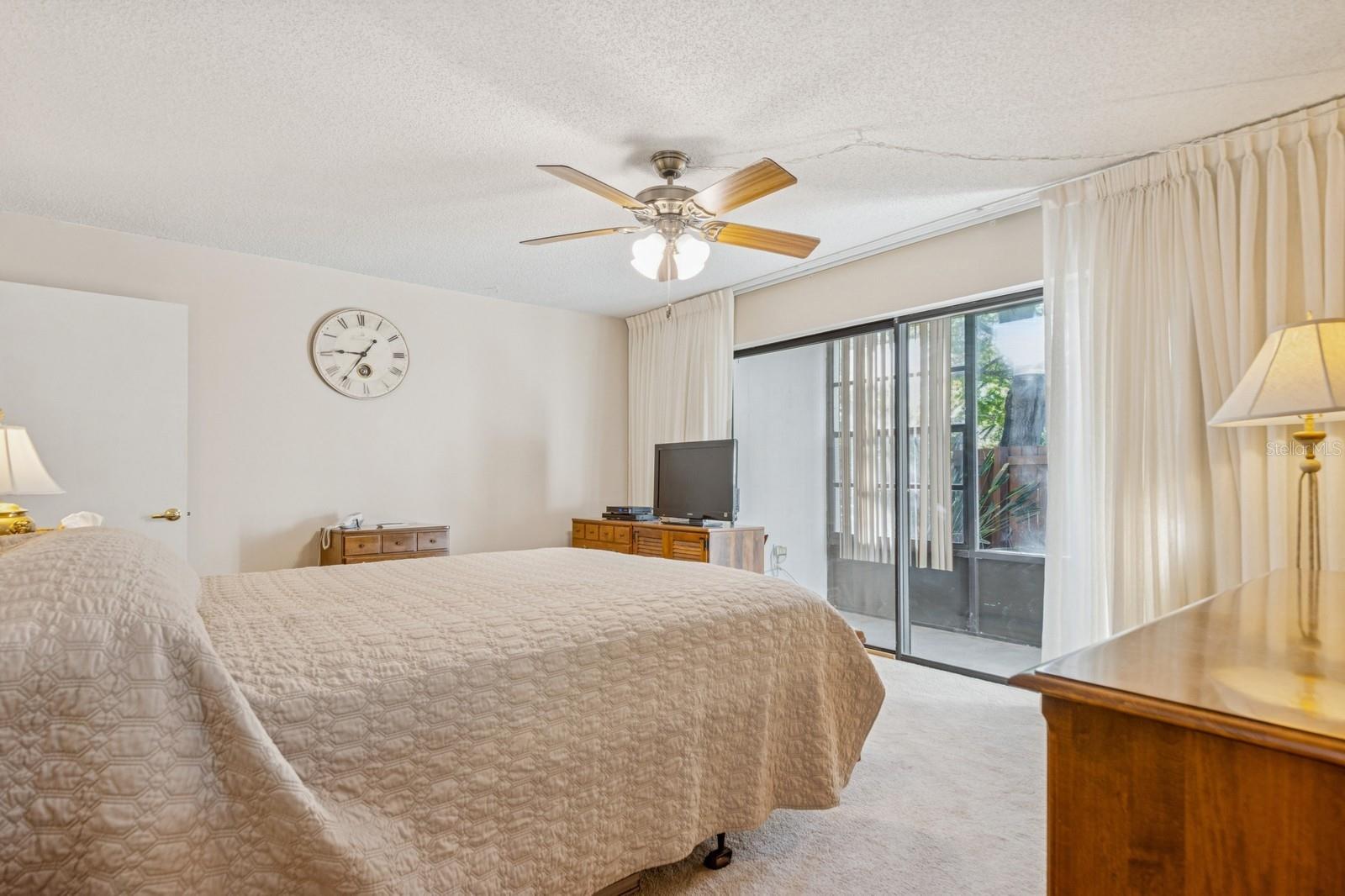 700 STARKEY RD #411, LARGO, FL, 33771