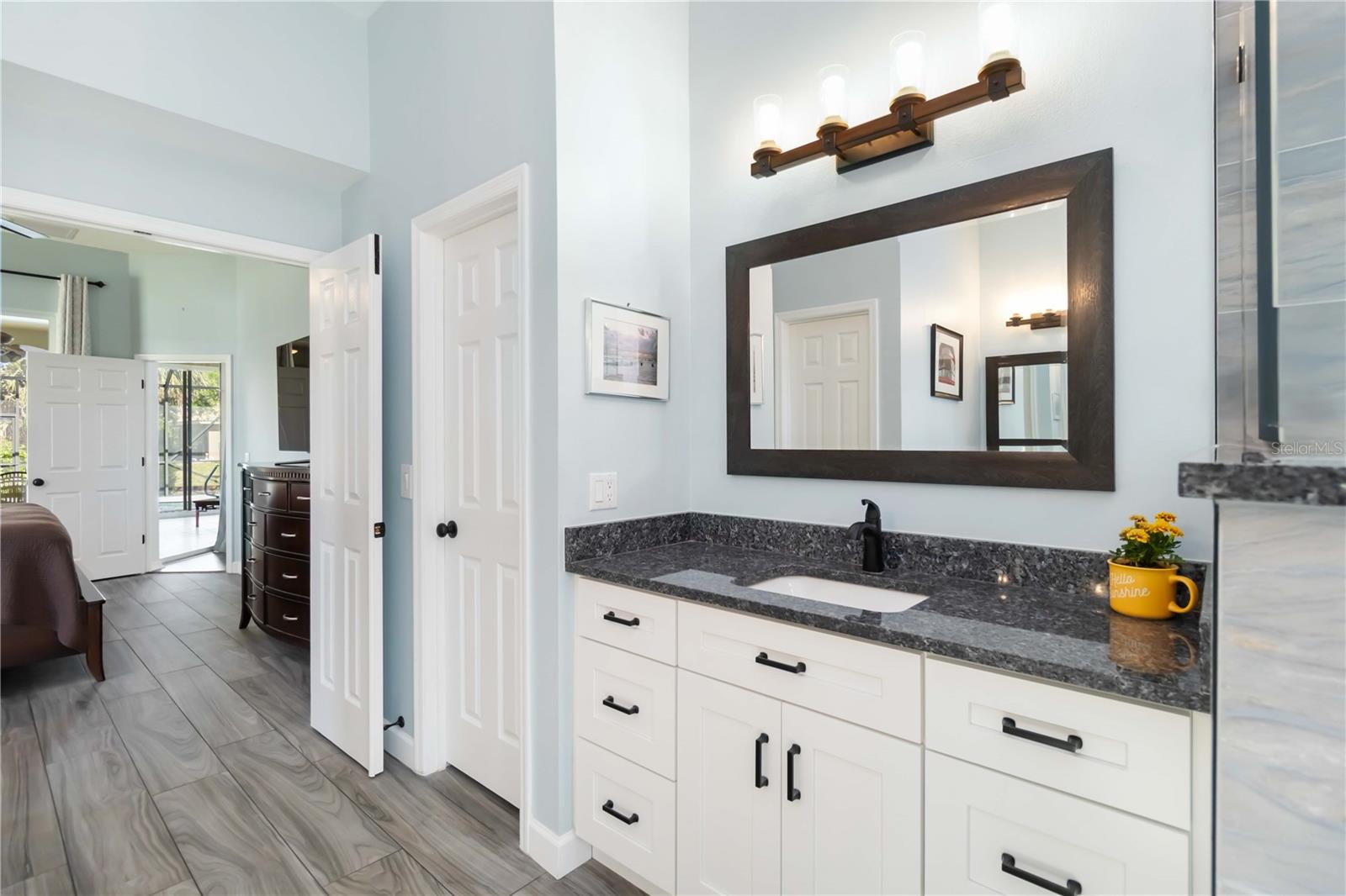 1118 DEARDON DR, VENICE, FL, 34292