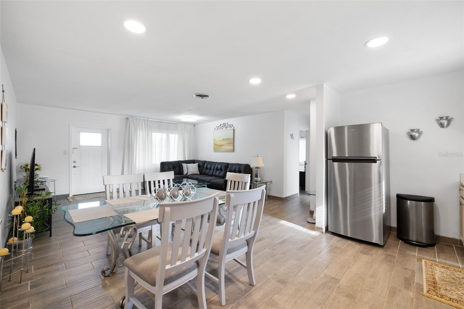 107 MYAKKA DR, VENICE, FL, 34293