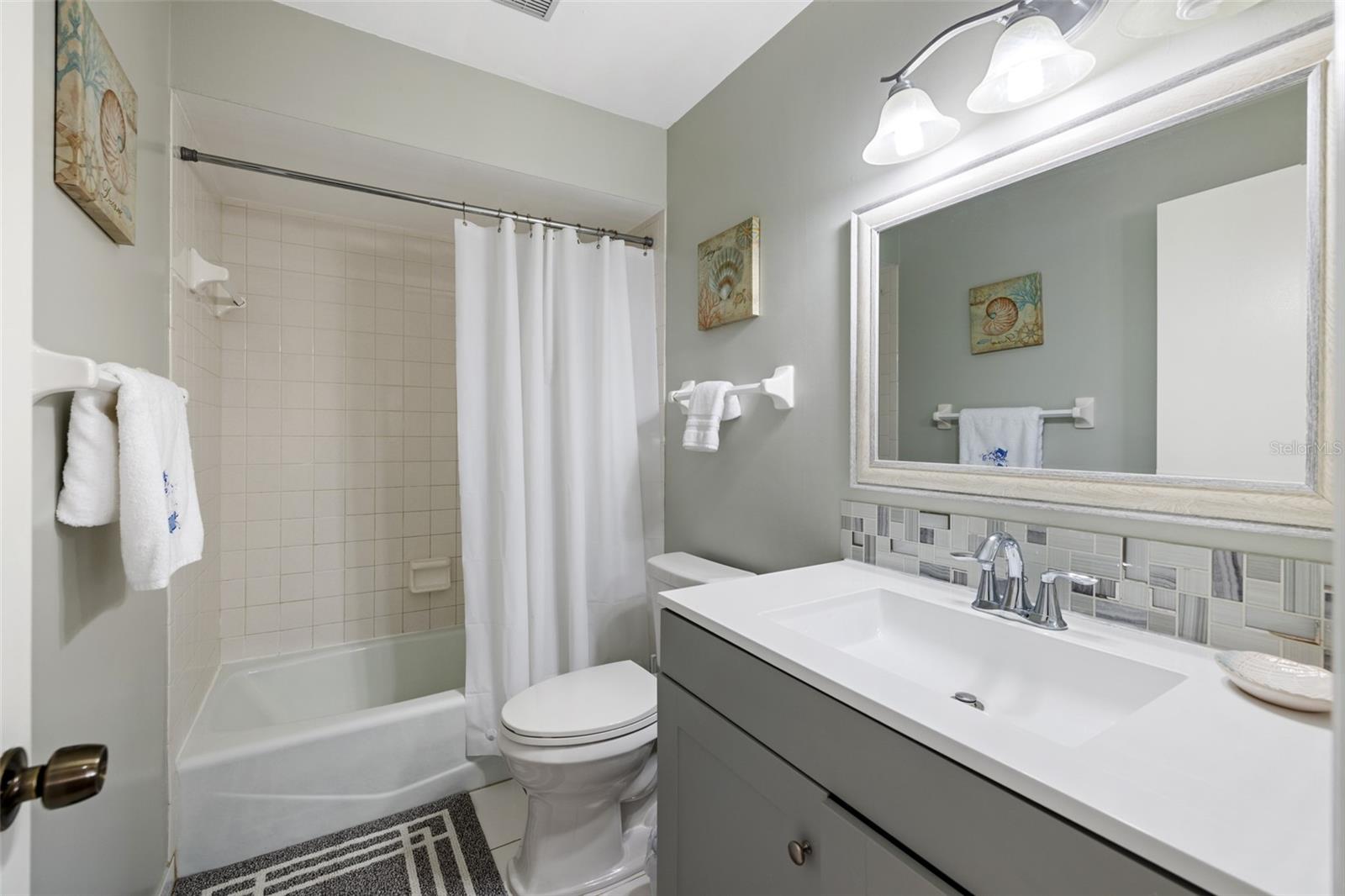 107 MYAKKA DR, VENICE, FL, 34293