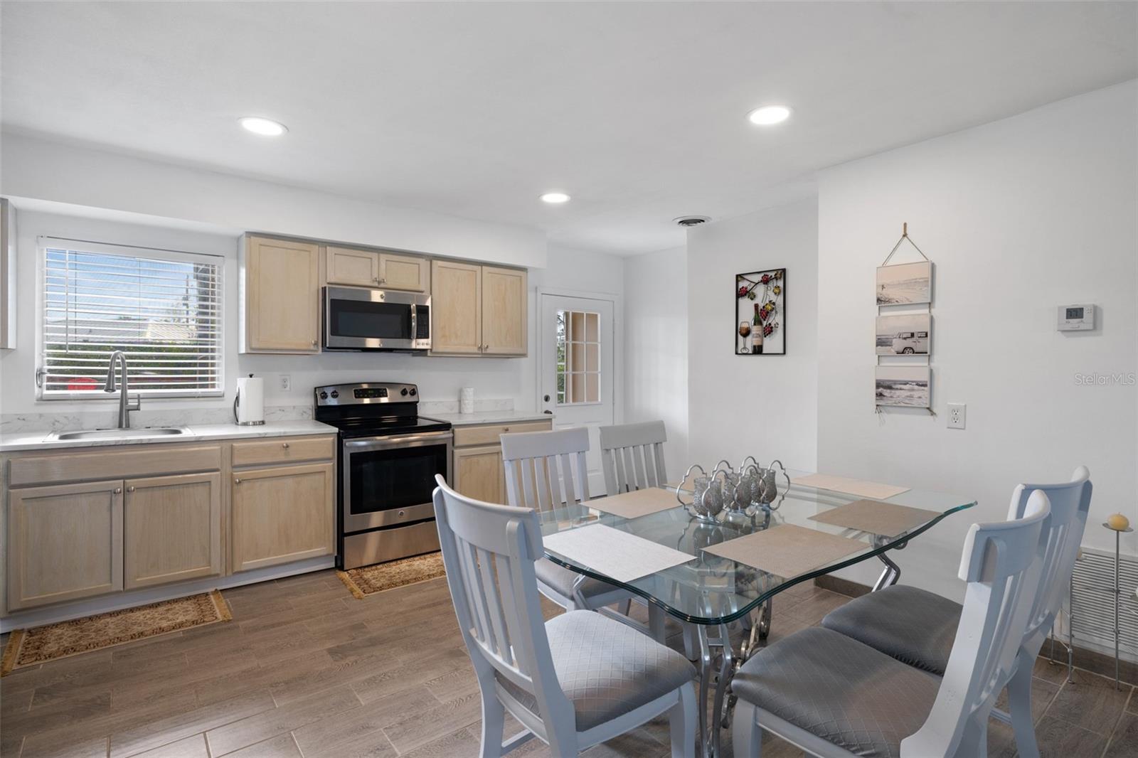 107 MYAKKA DR, VENICE, FL, 34293