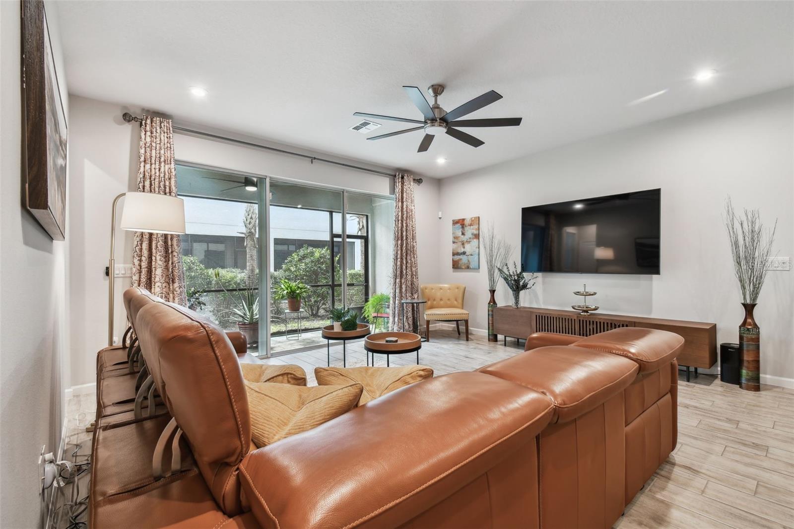 19398 GREAT INTENTION WAY, LUTZ, FL, 33558