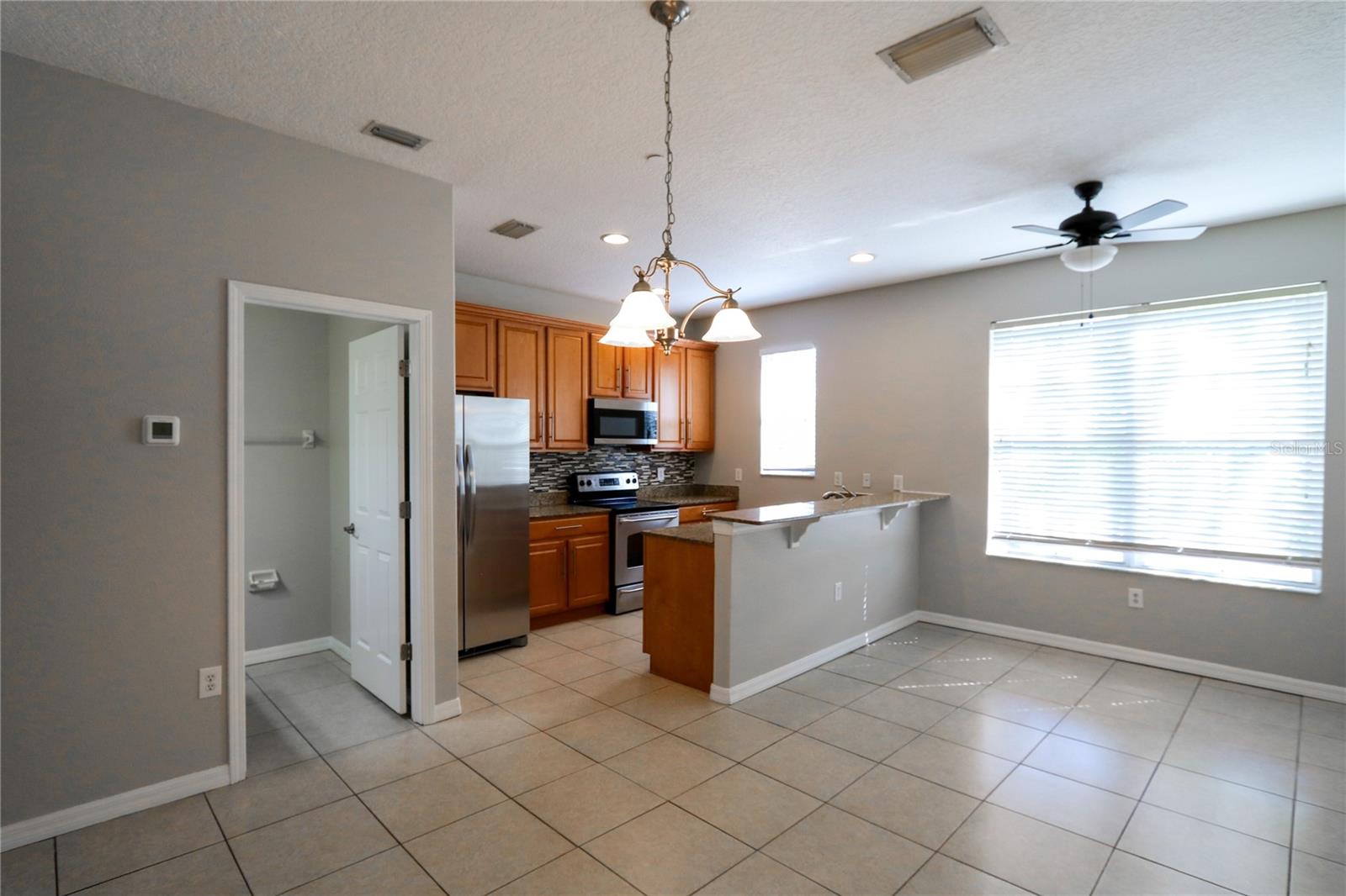 2530 MIDDLETON GROVE DR, BRANDON, FL, 33511
