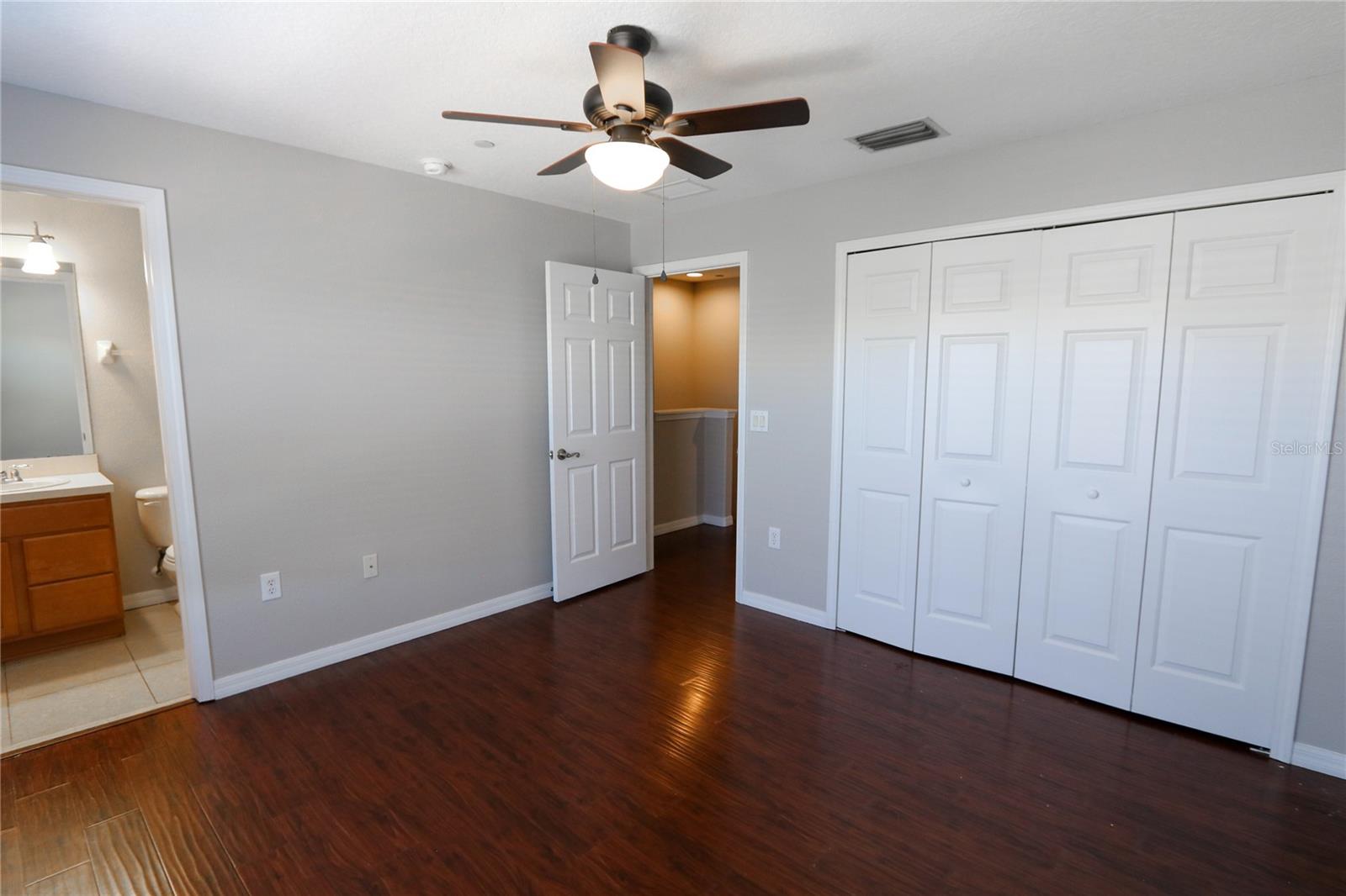 2530 MIDDLETON GROVE DR, BRANDON, FL, 33511