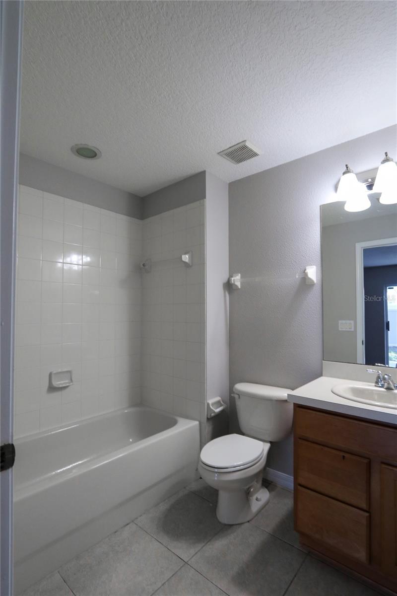 2530 MIDDLETON GROVE DR, BRANDON, FL, 33511