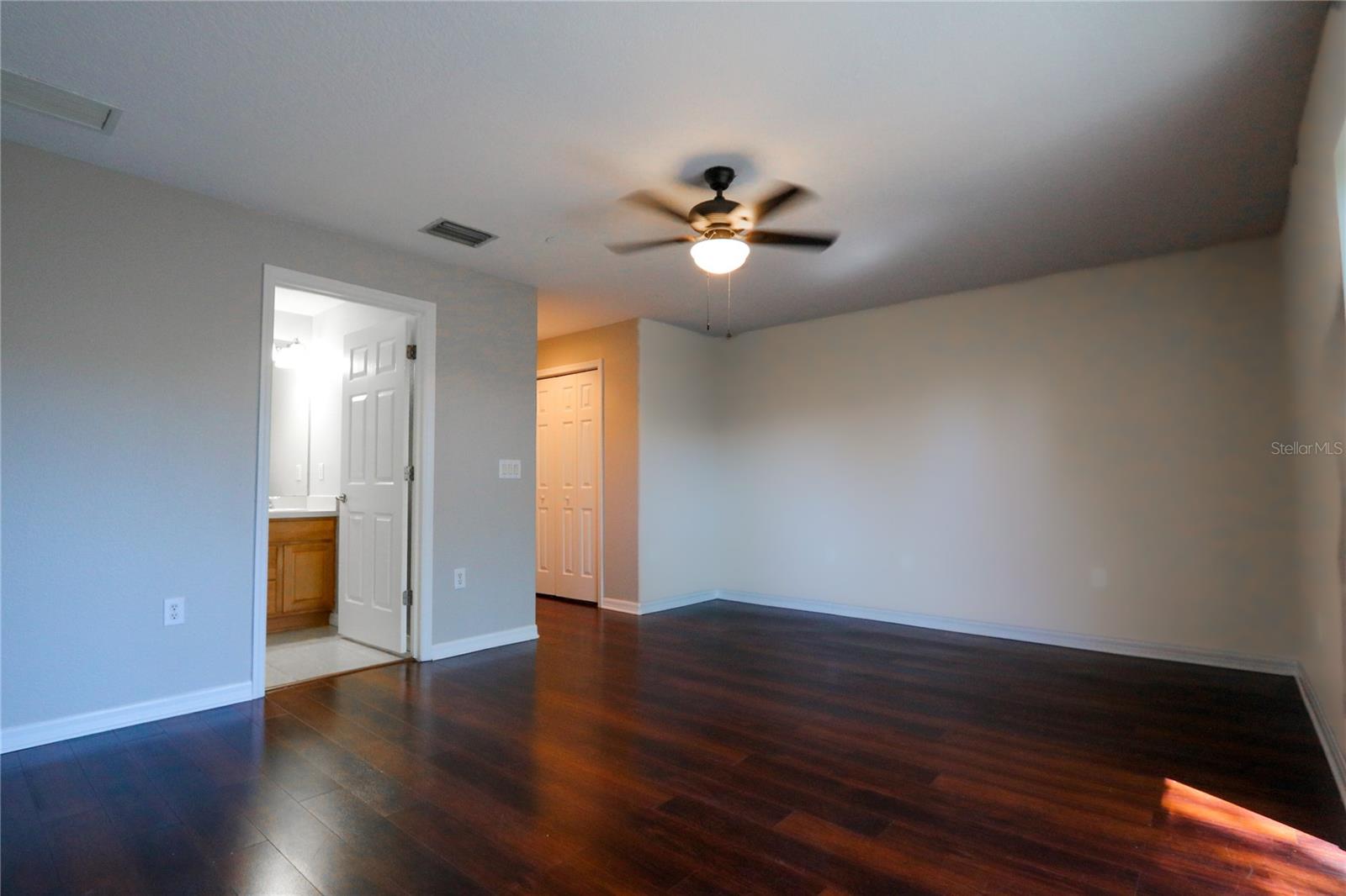 2530 MIDDLETON GROVE DR, BRANDON, FL, 33511