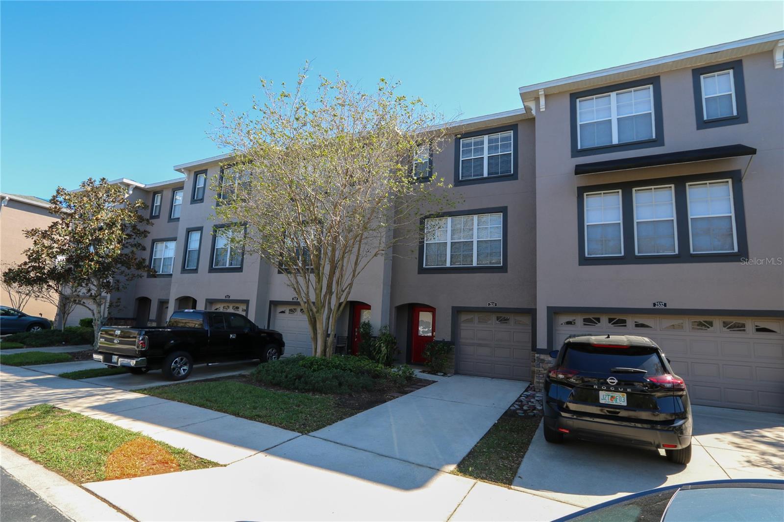 2530 MIDDLETON GROVE DR, BRANDON, FL, 33511