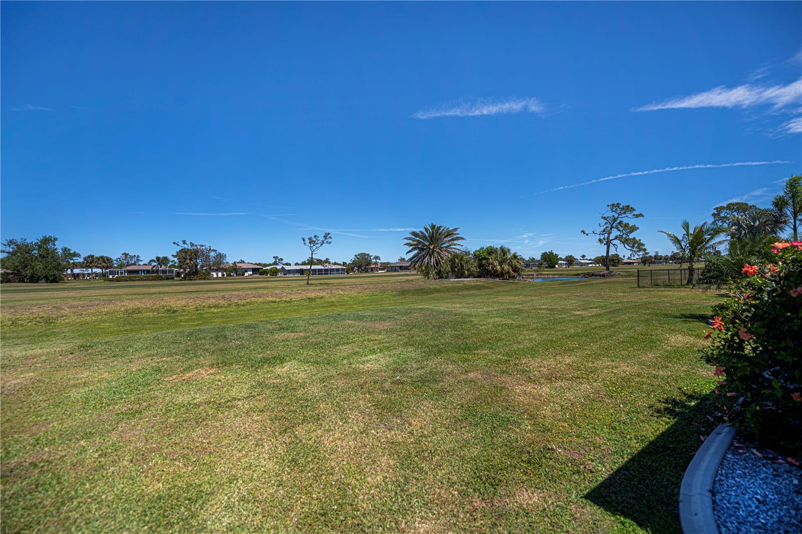 62 OAKLAND HILLS PL, ROTONDA WEST, FL, 33947
