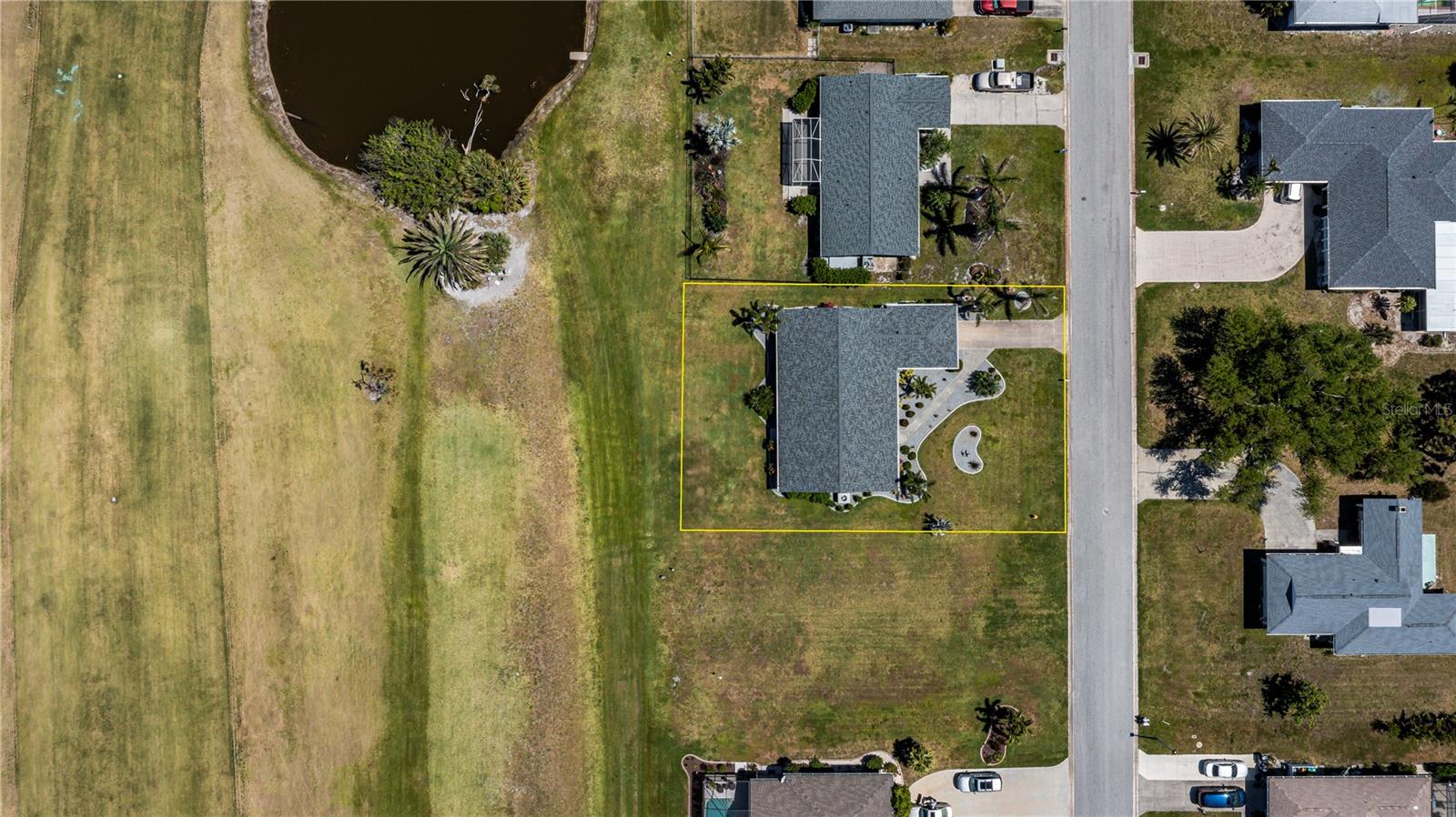62 OAKLAND HILLS PL, ROTONDA WEST, FL, 33947