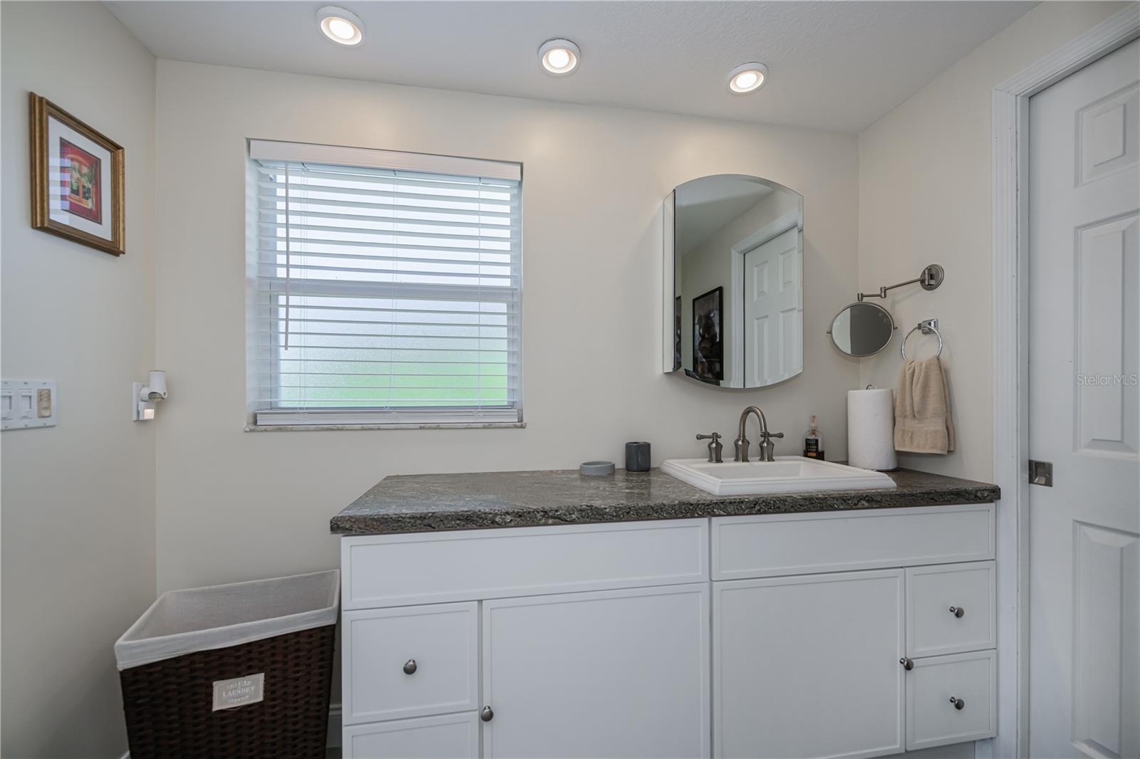 62 OAKLAND HILLS PL, ROTONDA WEST, FL, 33947