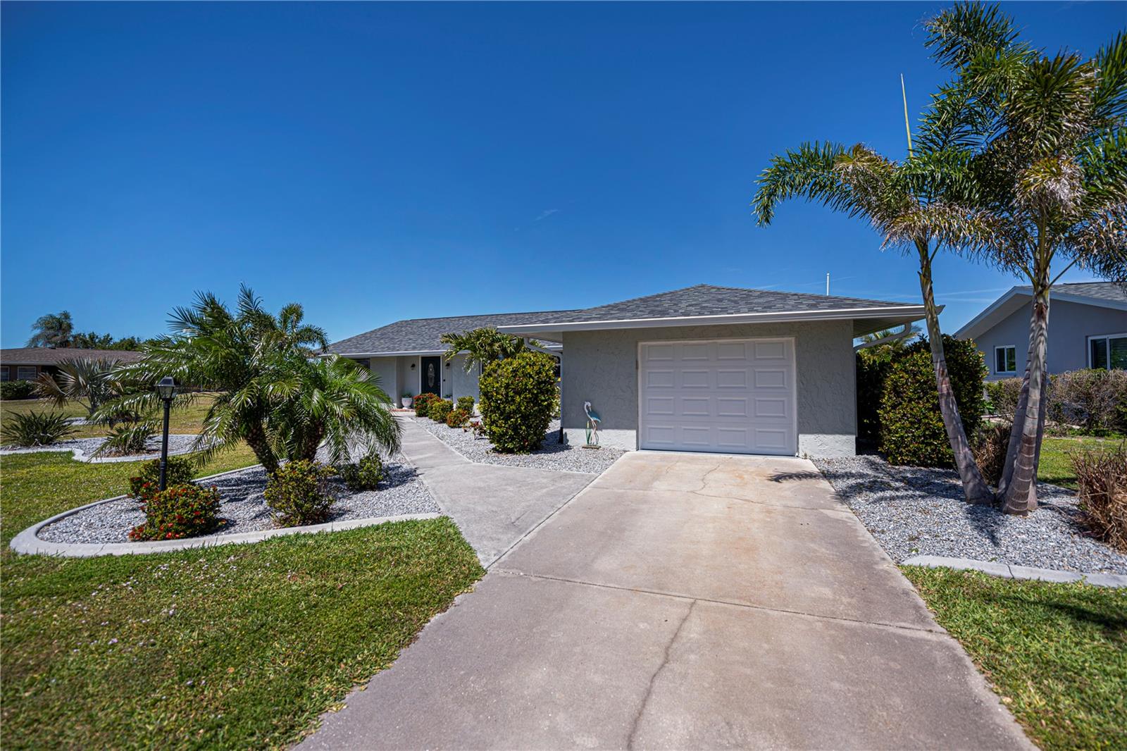 62 OAKLAND HILLS PL, ROTONDA WEST, FL, 33947