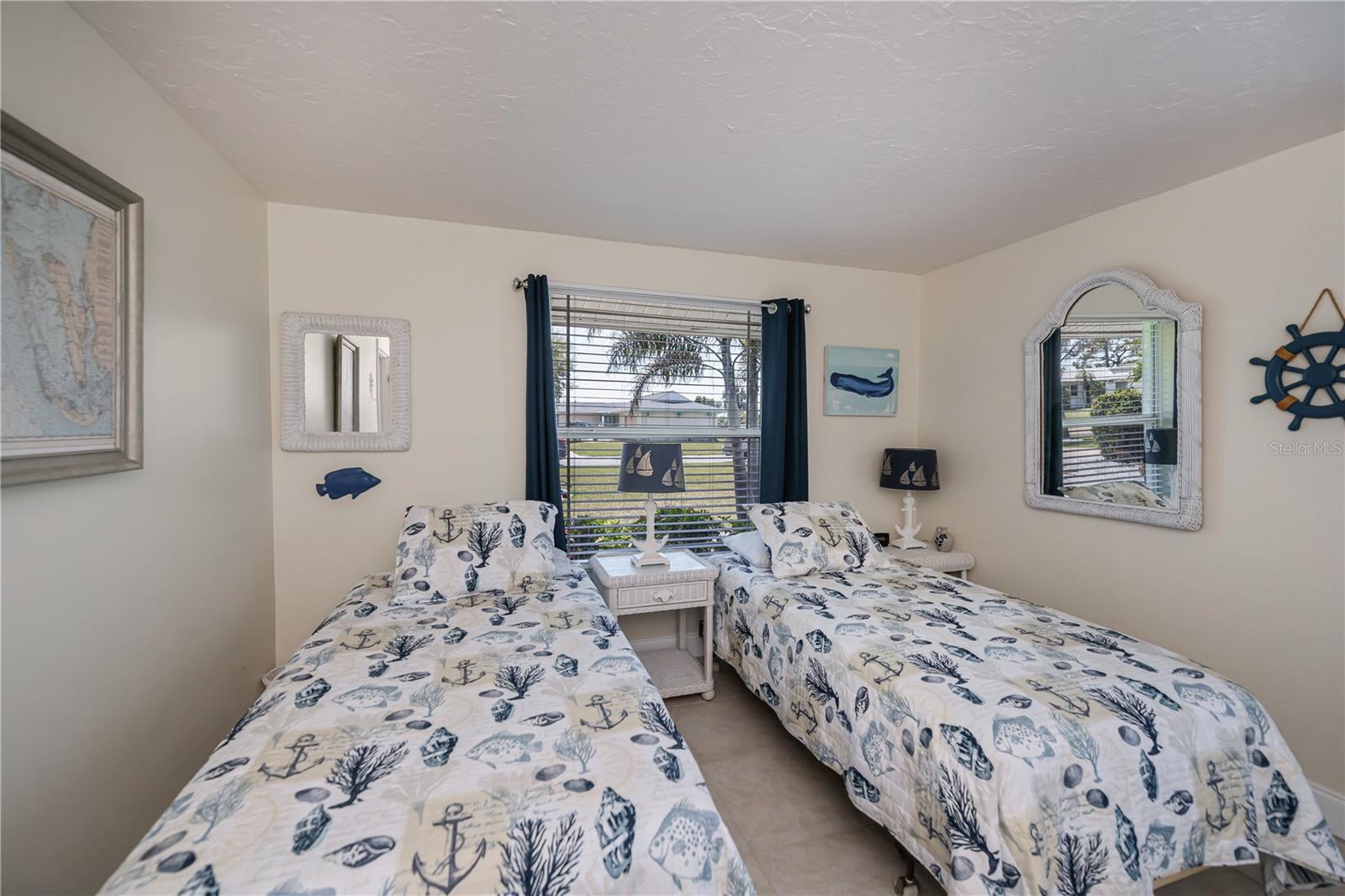 62 OAKLAND HILLS PL, ROTONDA WEST, FL, 33947