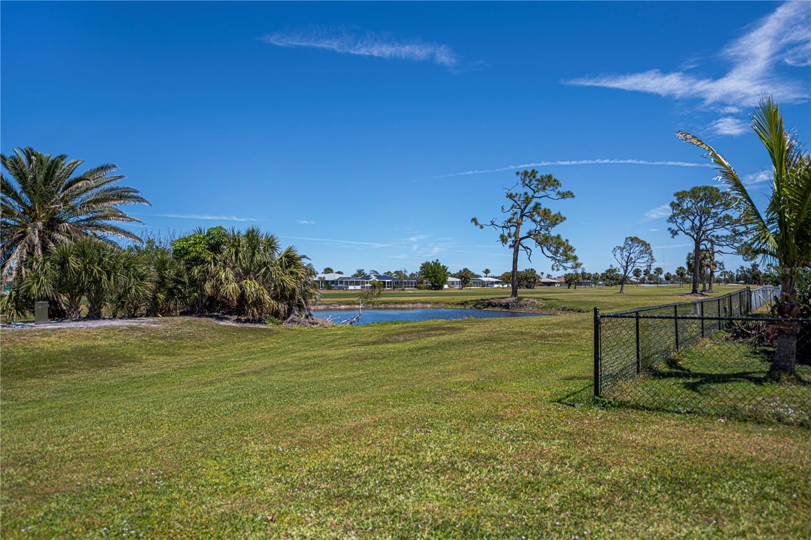 62 OAKLAND HILLS PL, ROTONDA WEST, FL, 33947