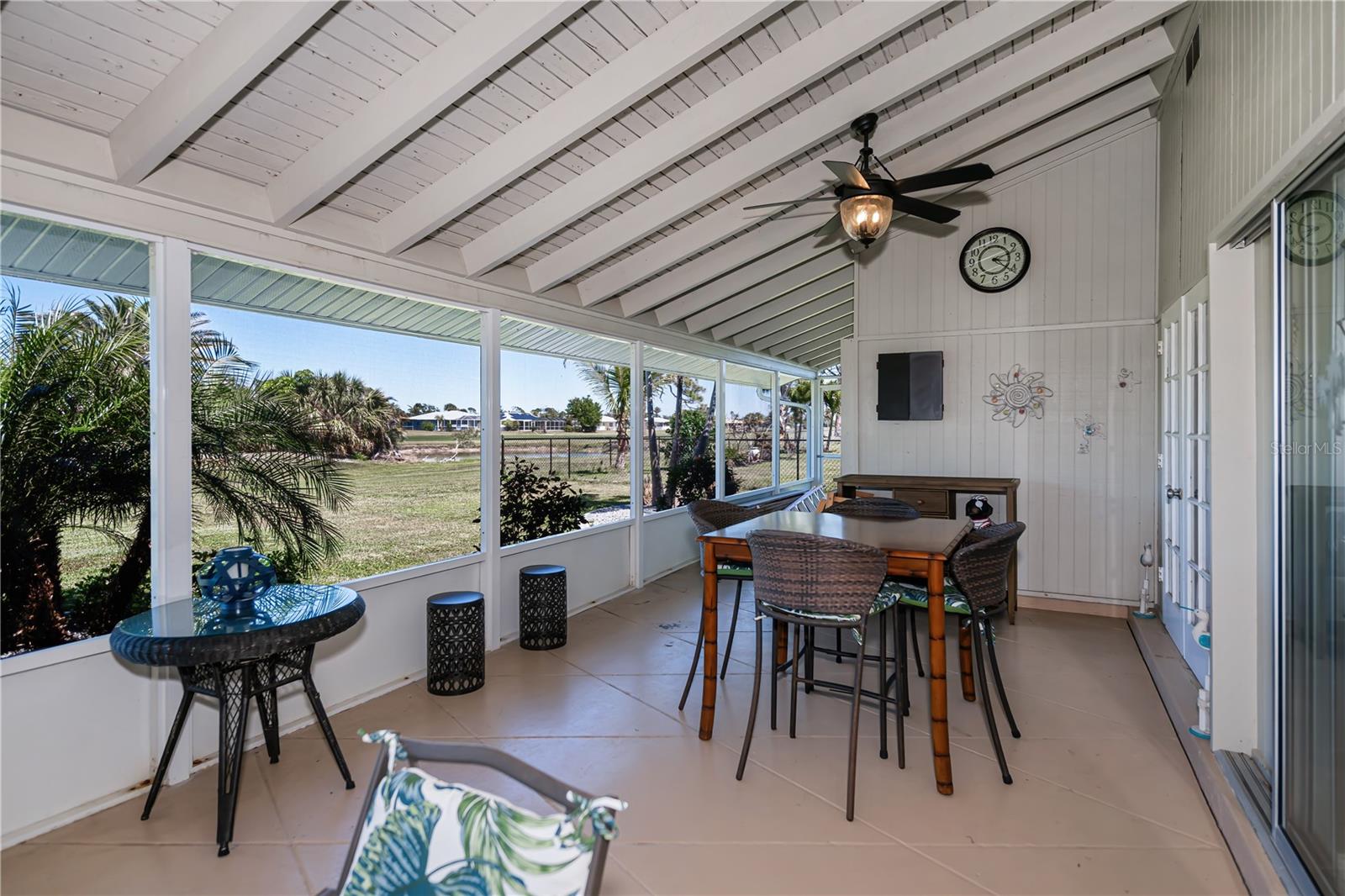 62 OAKLAND HILLS PL, ROTONDA WEST, FL, 33947