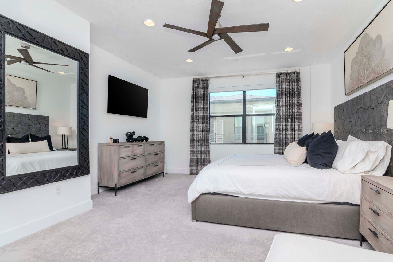 2511 N GRADY AVE #52, TAMPA, FL, 33607