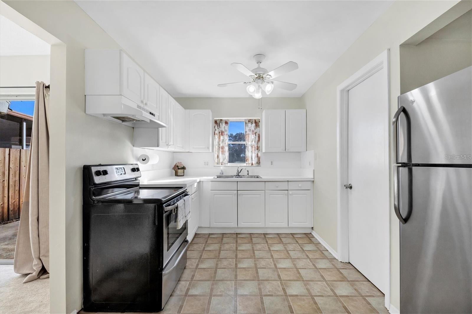 206 ELLIOT AVE #137, SARASOTA, FL, 34232