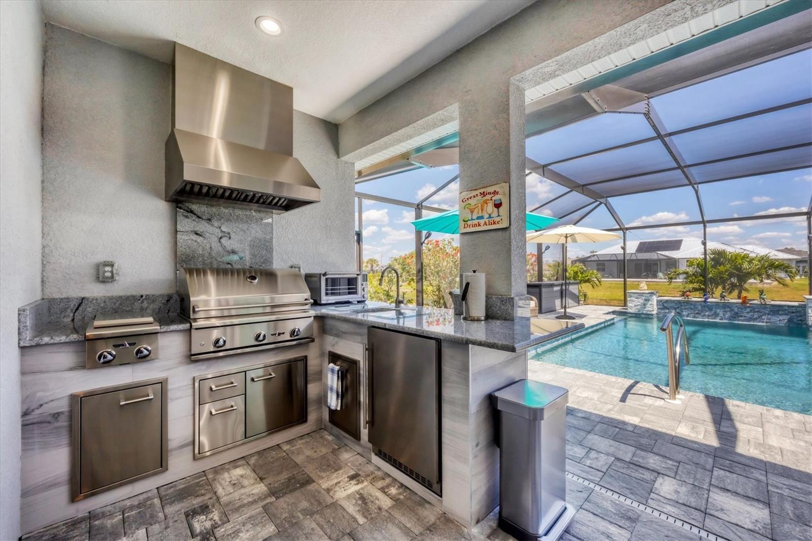 226 W PINE VALLEY LN, ROTONDA WEST, FL, 33947