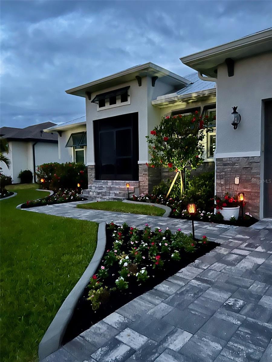 226 W PINE VALLEY LN, ROTONDA WEST, FL, 33947
