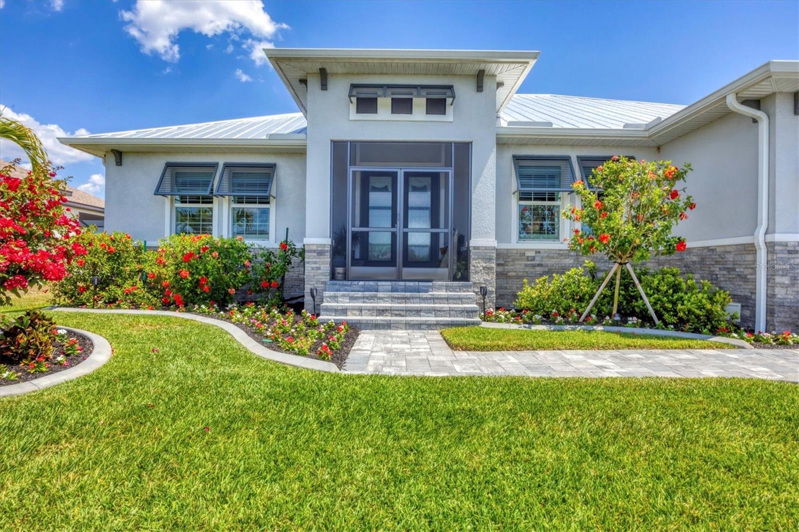 226 W PINE VALLEY LN, ROTONDA WEST, FL, 33947