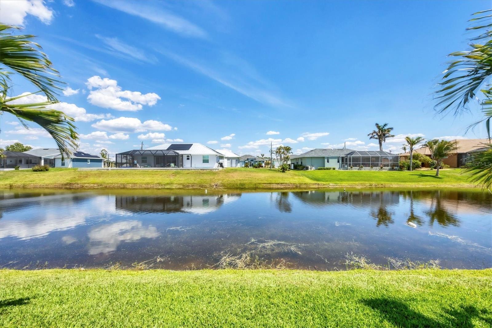 226 W PINE VALLEY LN, ROTONDA WEST, FL, 33947