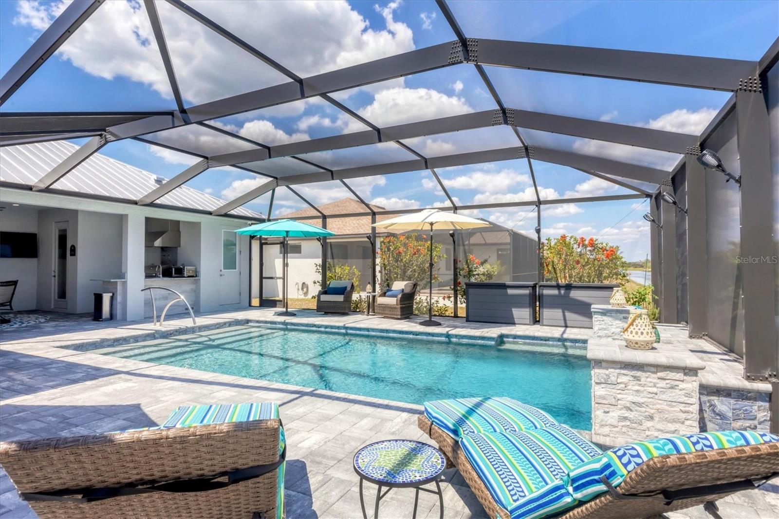 226 W PINE VALLEY LN, ROTONDA WEST, FL, 33947