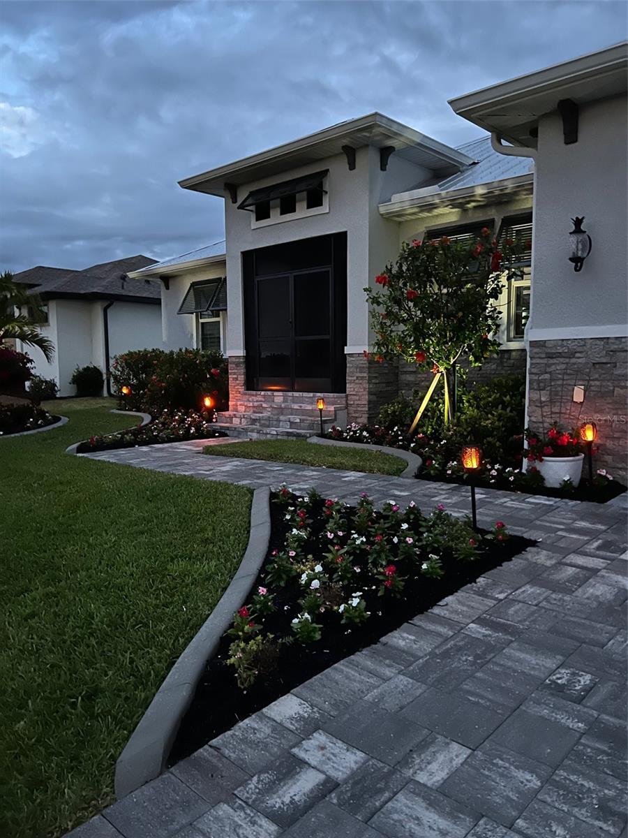 226 W PINE VALLEY LN, ROTONDA WEST, FL, 33947