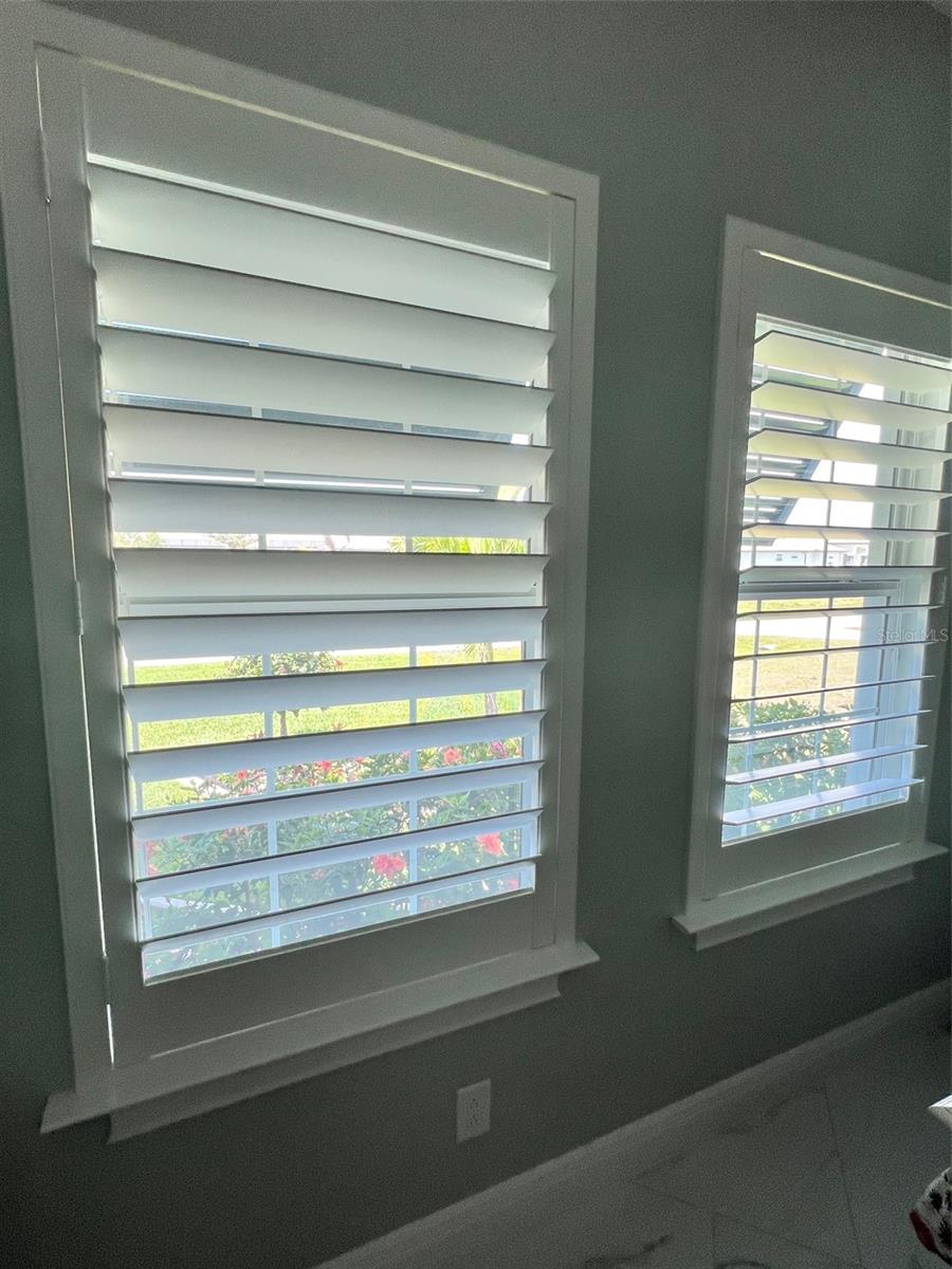 226 W PINE VALLEY LN, ROTONDA WEST, FL, 33947