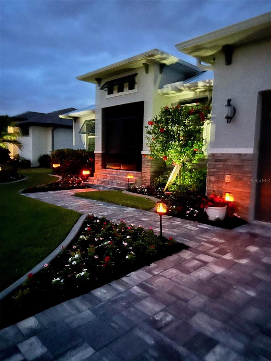 226 W PINE VALLEY LN, ROTONDA WEST, FL, 33947