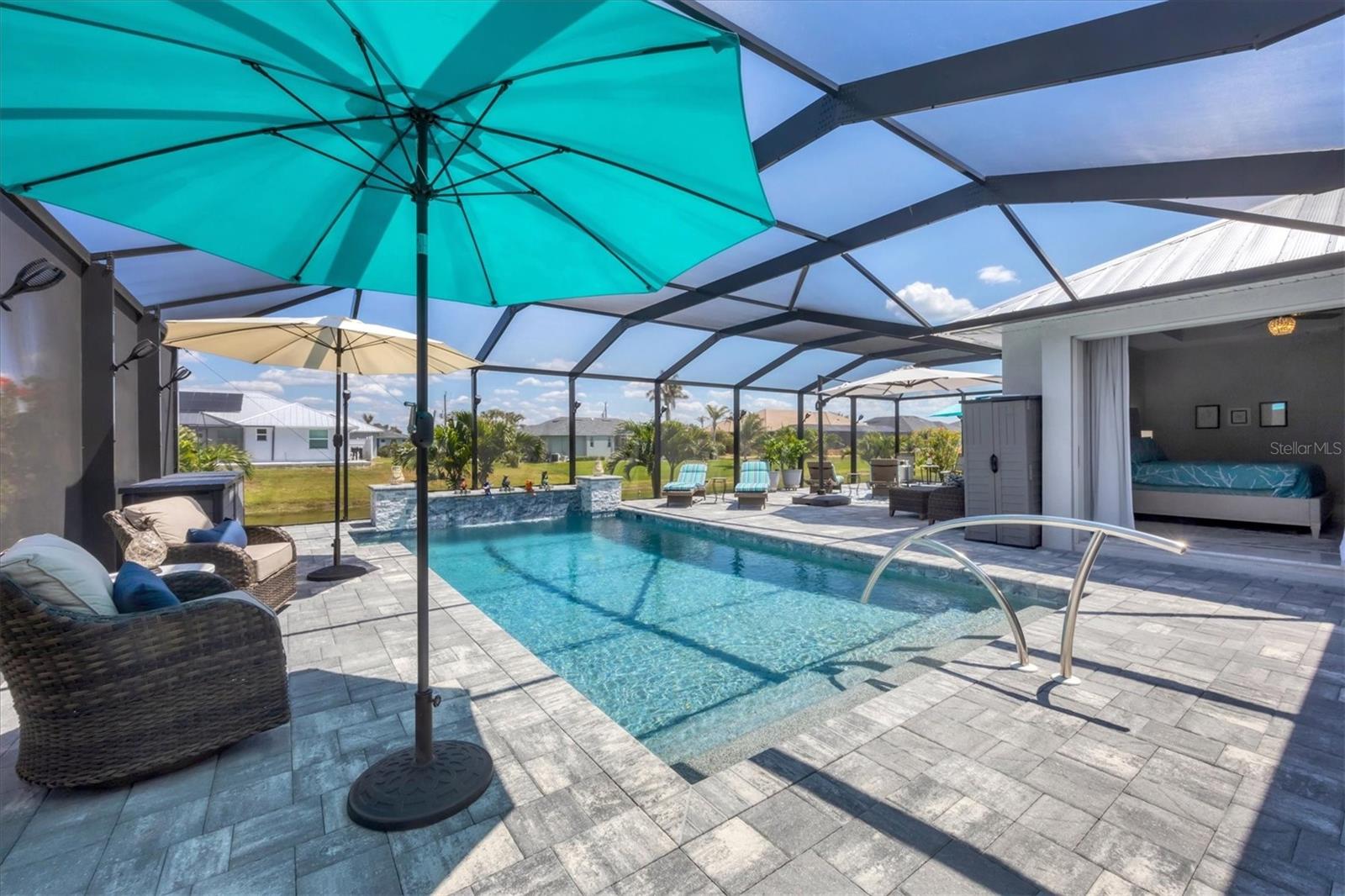 226 W PINE VALLEY LN, ROTONDA WEST, FL, 33947