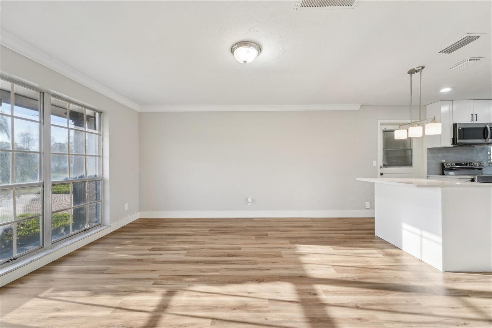 4065 38TH ST S, ST PETERSBURG, FL, 33711