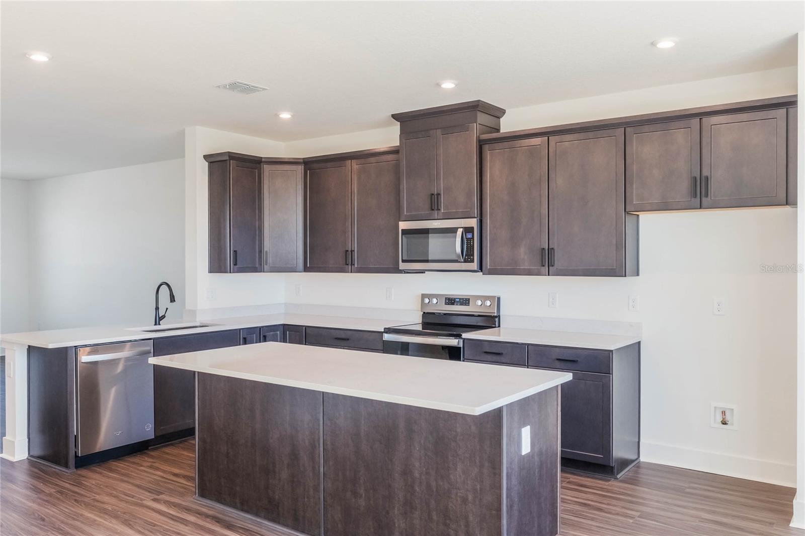 15076 GROVE LAKE DR, WINTER GARDEN, FL, 34787