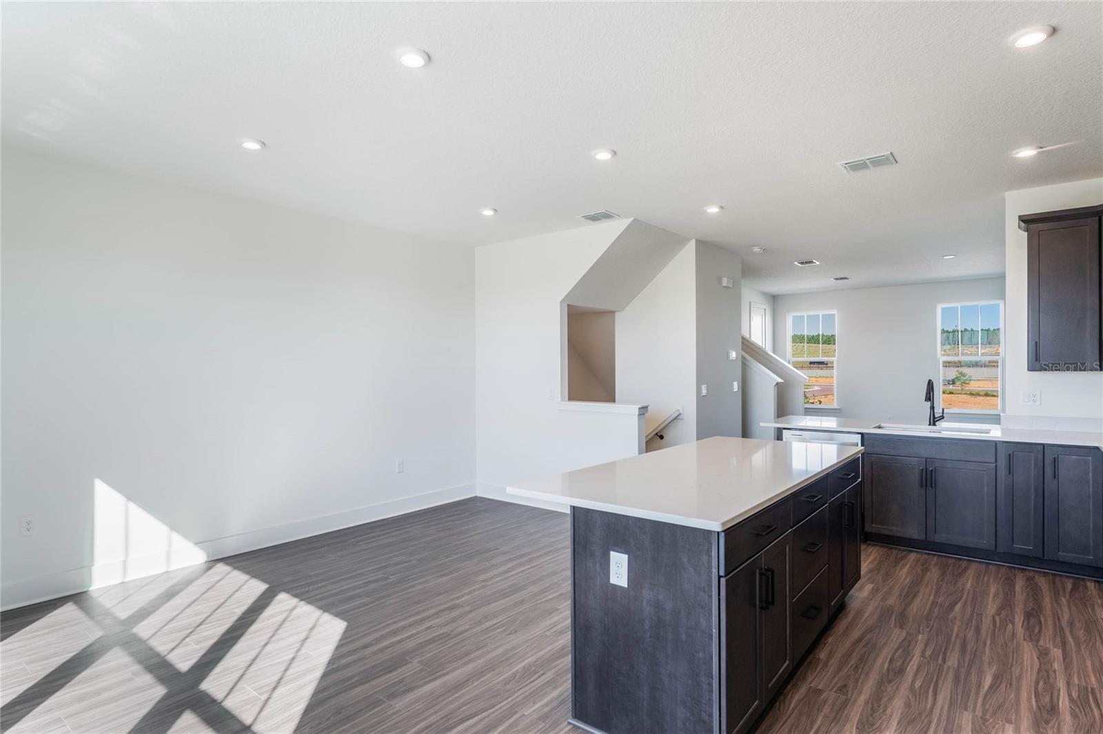 15076 GROVE LAKE DR, WINTER GARDEN, FL, 34787