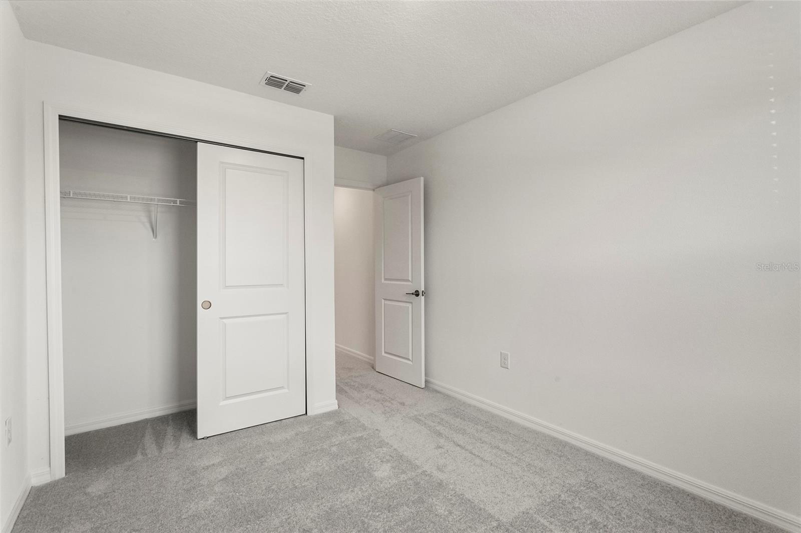 2476 PENGUIN BLVD, DAVENPORT, FL, 33837