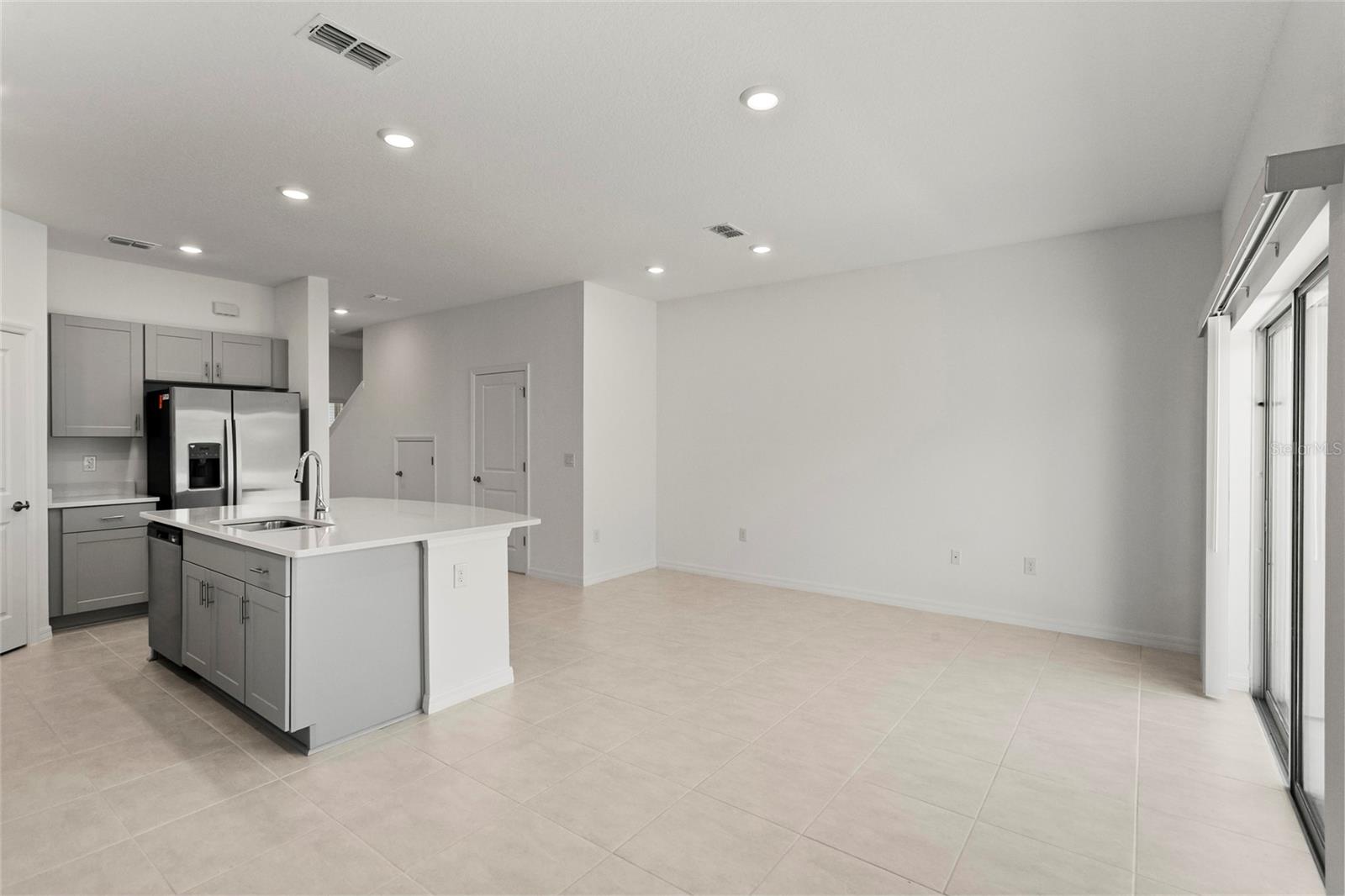 2476 PENGUIN BLVD, DAVENPORT, FL, 33837