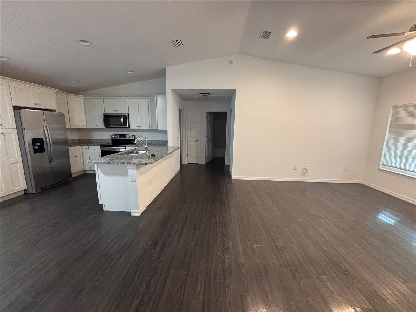 20 MAPLE CRSE, OCKLAWAHA, FL, 32179