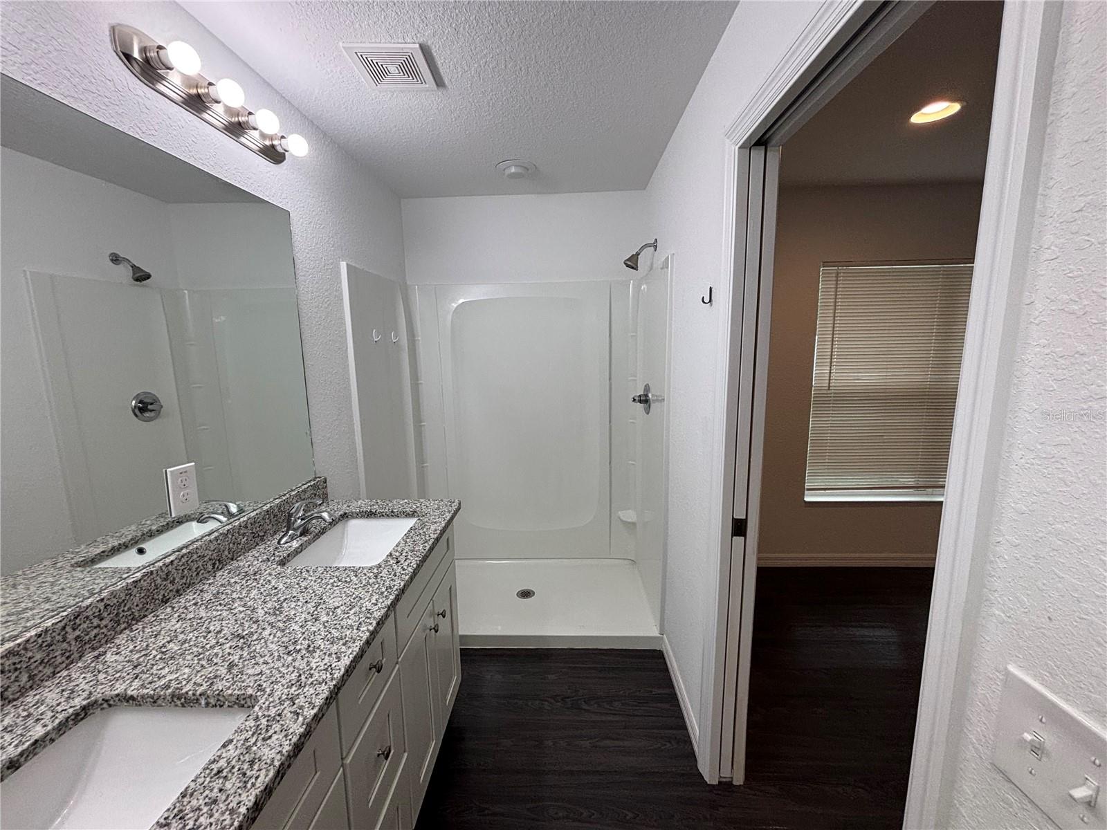 20 MAPLE CRSE, OCKLAWAHA, FL, 32179