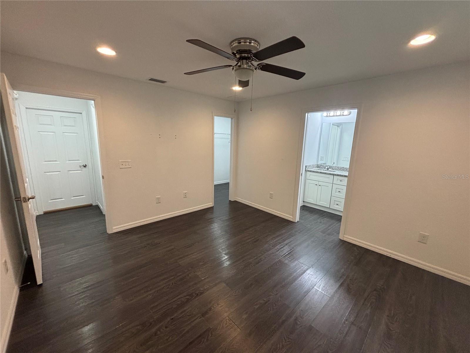 20 MAPLE CRSE, OCKLAWAHA, FL, 32179