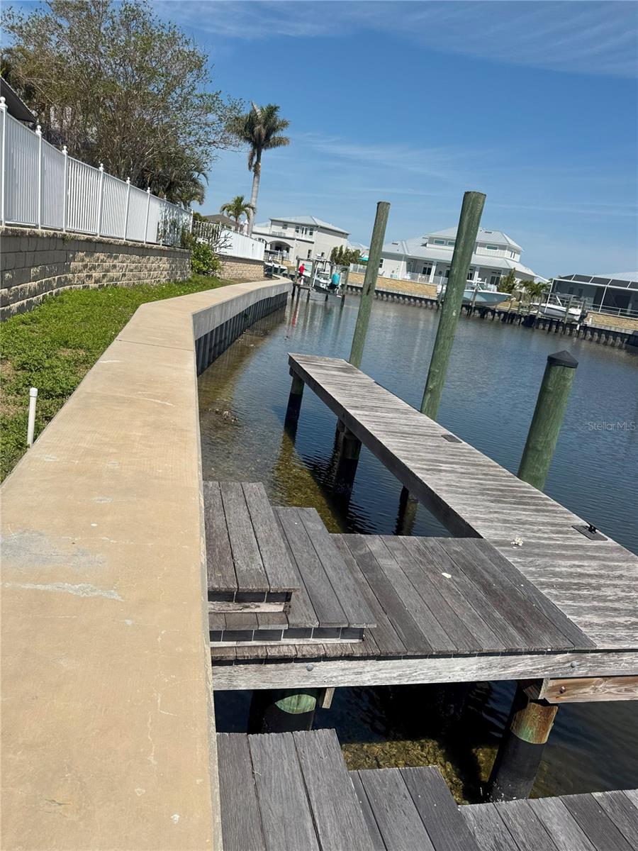 625 MIRABAY BLVD, APOLLO BEACH, FL, 33572