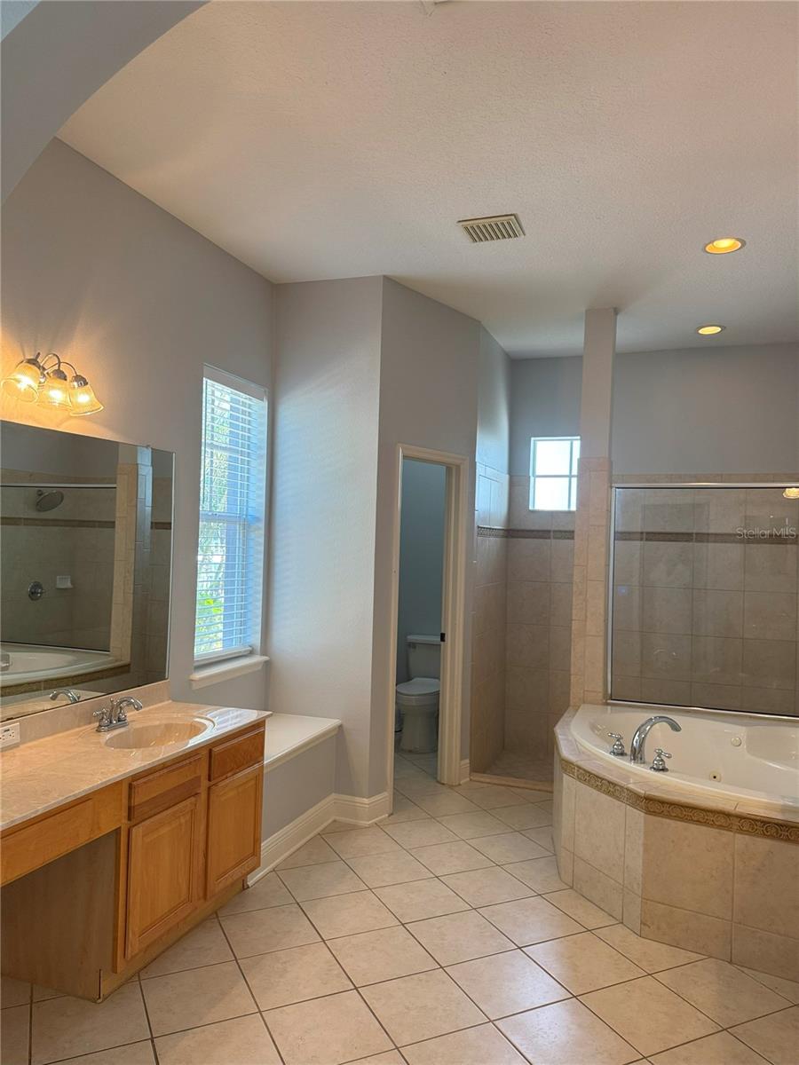 625 MIRABAY BLVD, APOLLO BEACH, FL, 33572